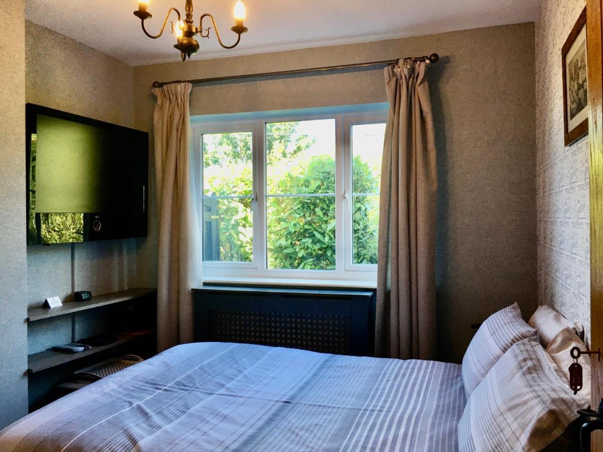 Woodbriar Bed & Breakfast Penmaen-mawr Екстериор снимка